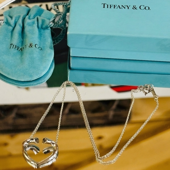 RARE Tiffany & Co Paloma Picasso Tenderness Heart Necklace .925 Sterling Silver - Picture 6 of 9
